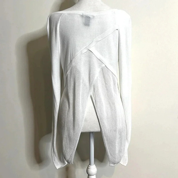 White House Black Market White Sweater w/ Mesh Detail & Butterfly Back Size M - Picture 10 of 10